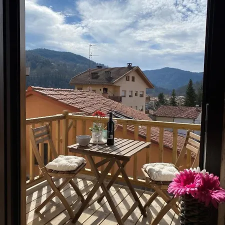 Apartamento Acogedor Sant Joan de les Abadesses Exterior photo